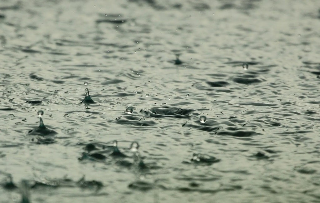 Conduire sous la pluie en toute sécurité